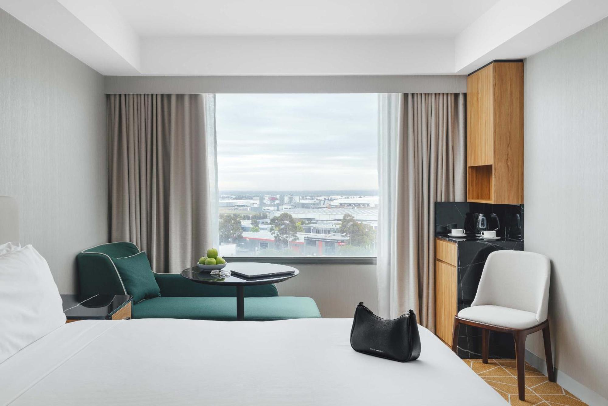 Mantra Melbourne Airport Hotel Exterior photo