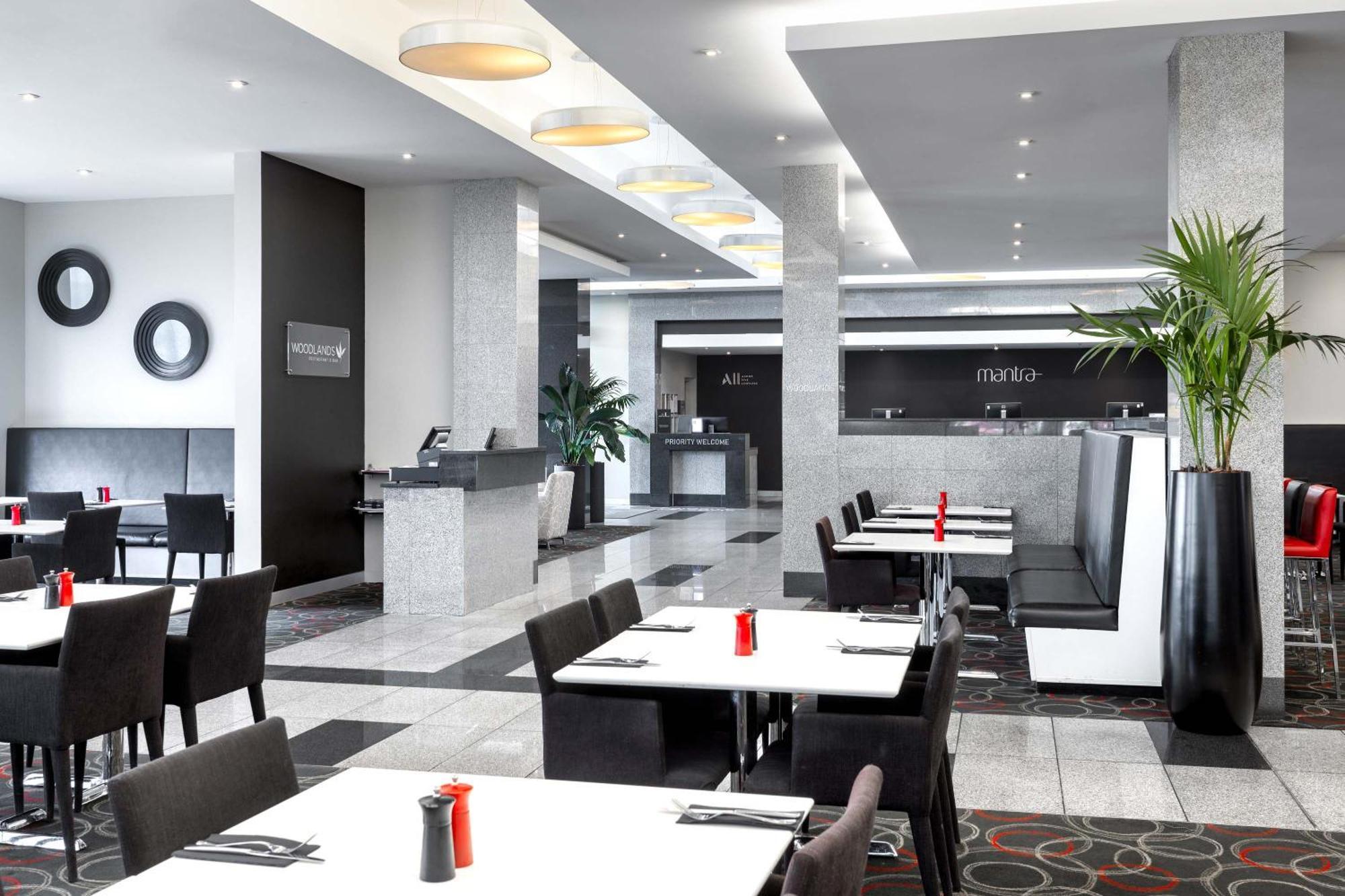 Mantra Melbourne Airport Hotel Exterior photo