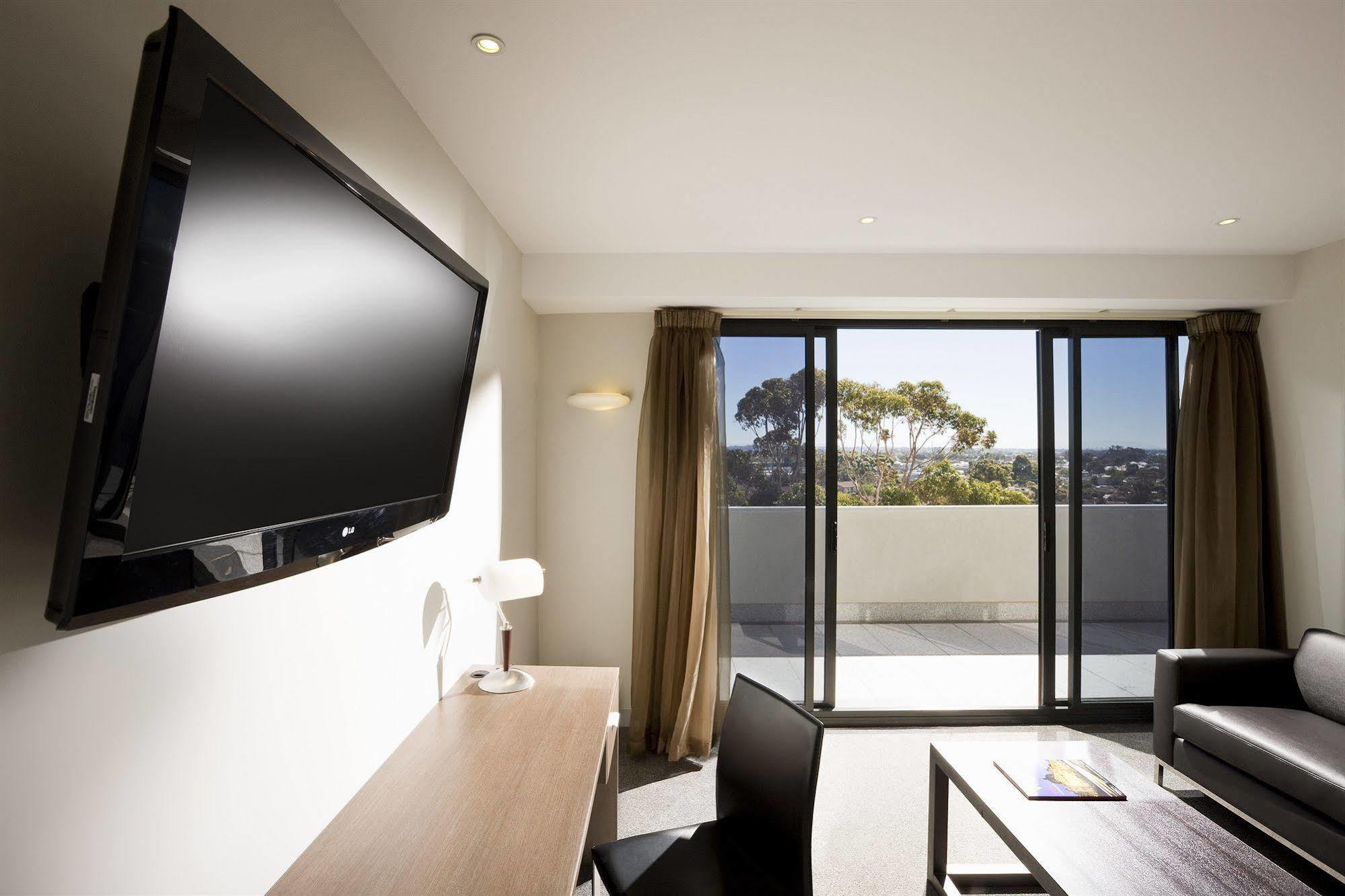 Mantra Melbourne Airport Hotel Exterior photo